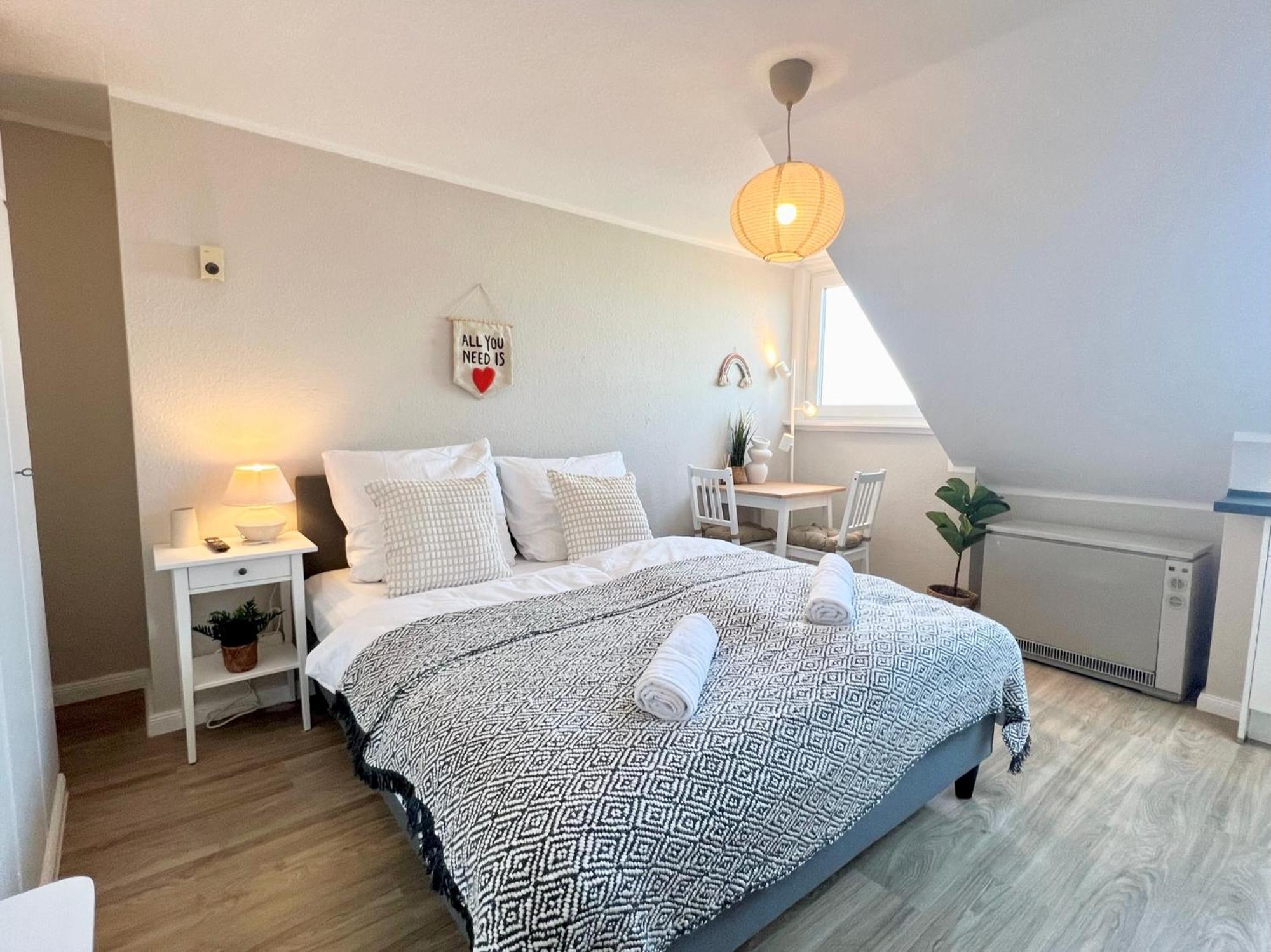 Kleine, Gemuetliche Apartments Im Herzen Von Buesum Luaran gambar