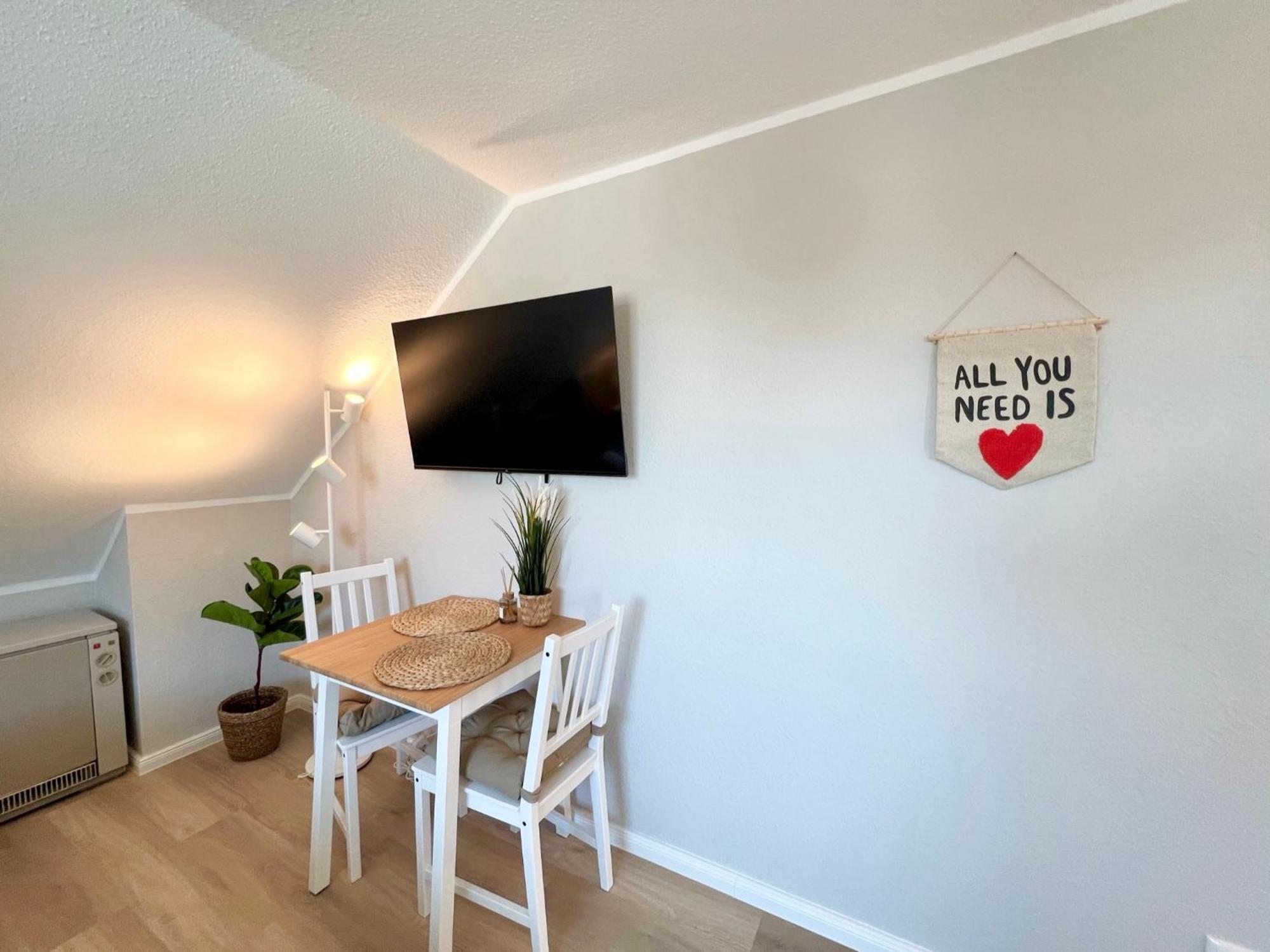 Kleine, Gemuetliche Apartments Im Herzen Von Buesum Luaran gambar
