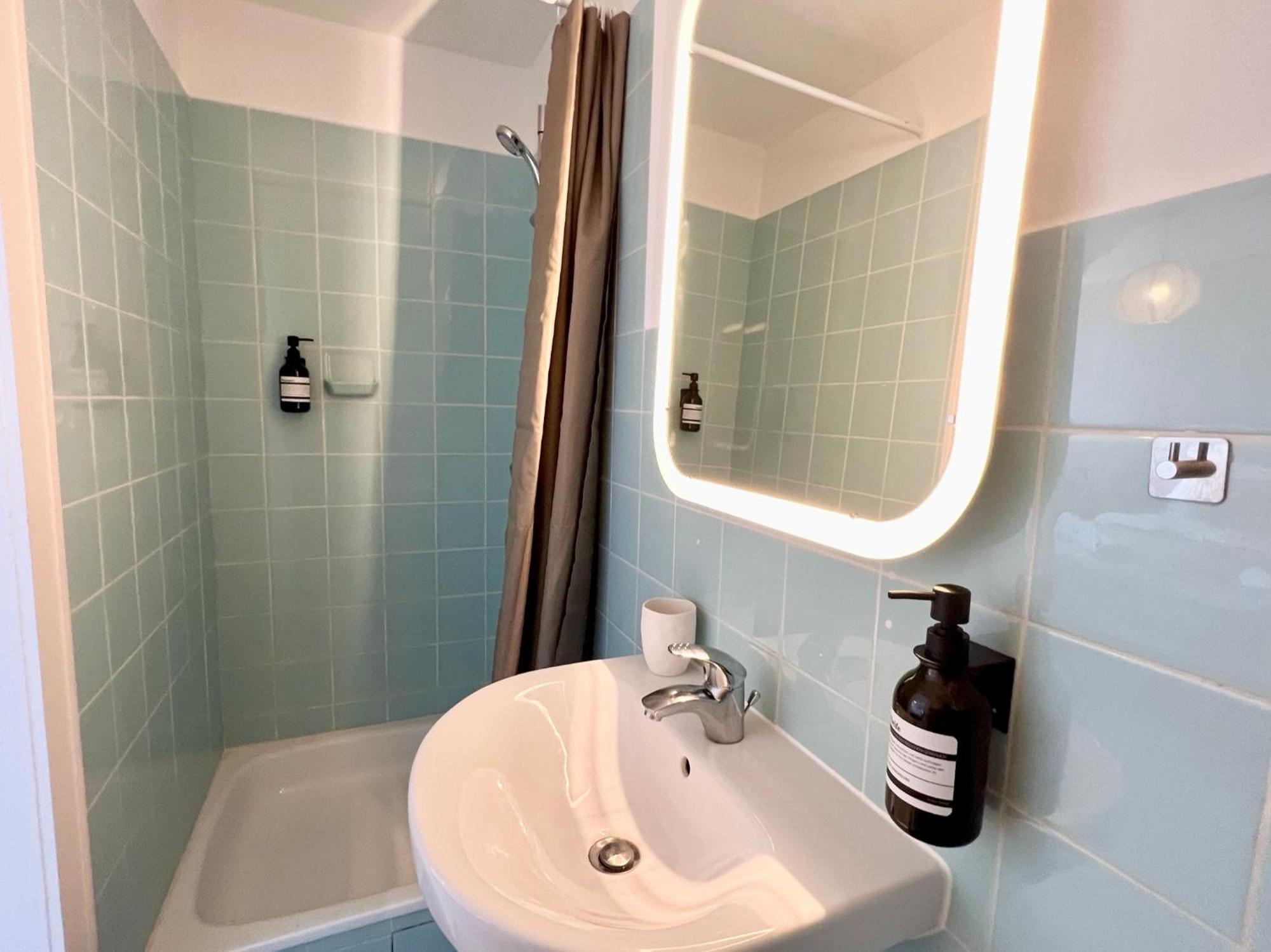 Kleine, Gemuetliche Apartments Im Herzen Von Buesum Luaran gambar